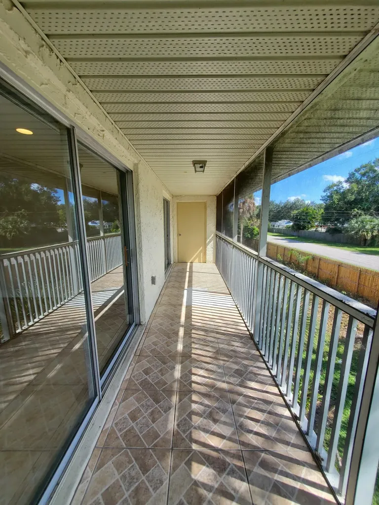 4141 16th Street Vero Beach FL 32960