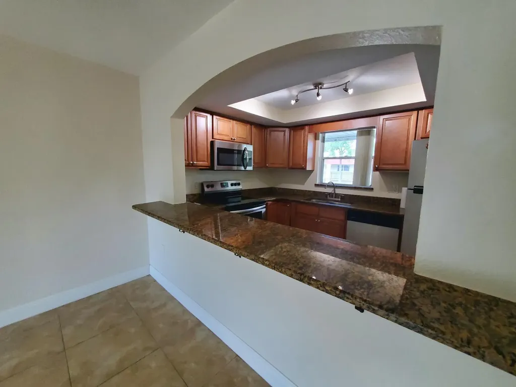 4141 16th Street Vero Beach FL 32960
