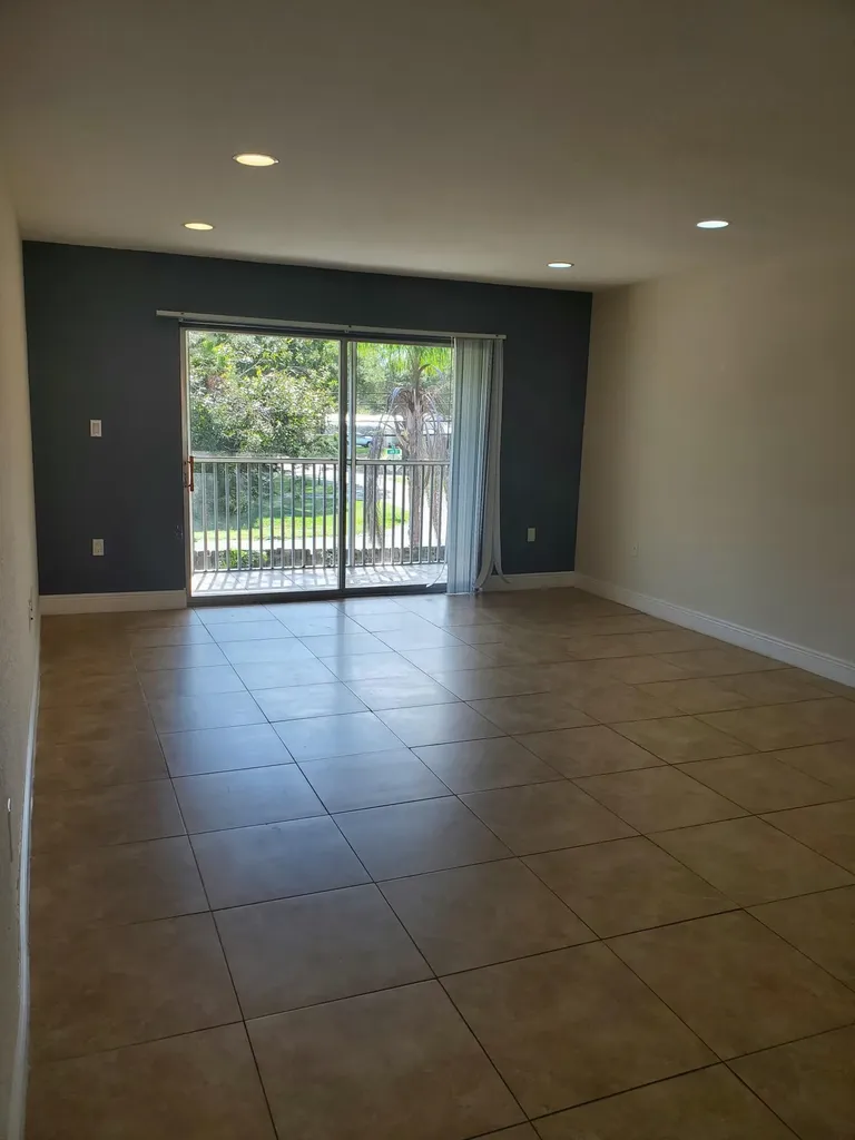 4141 16th Street Vero Beach FL 32960