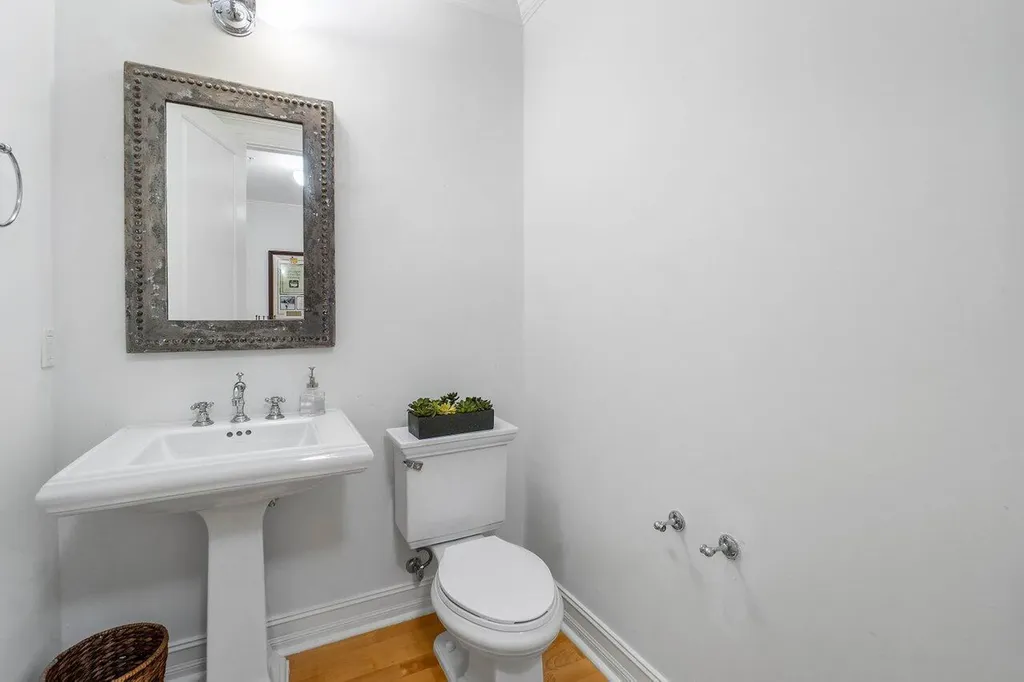 375 E Mallory Circle Delray Beach FL 33483