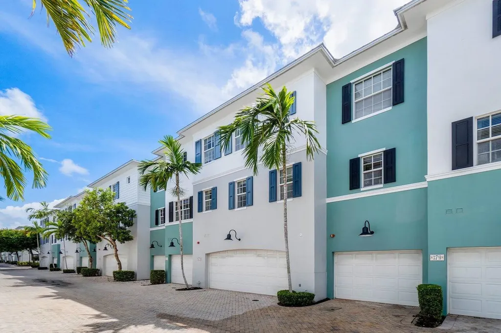375 E Mallory Circle Delray Beach FL 33483