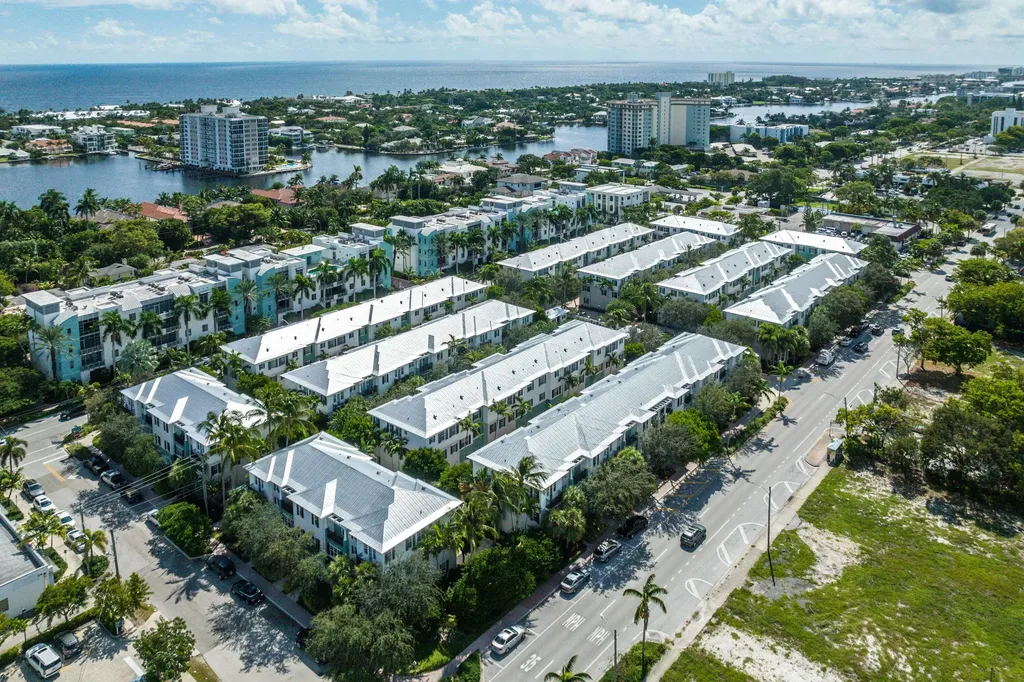375 E Mallory Circle Delray Beach FL 33483