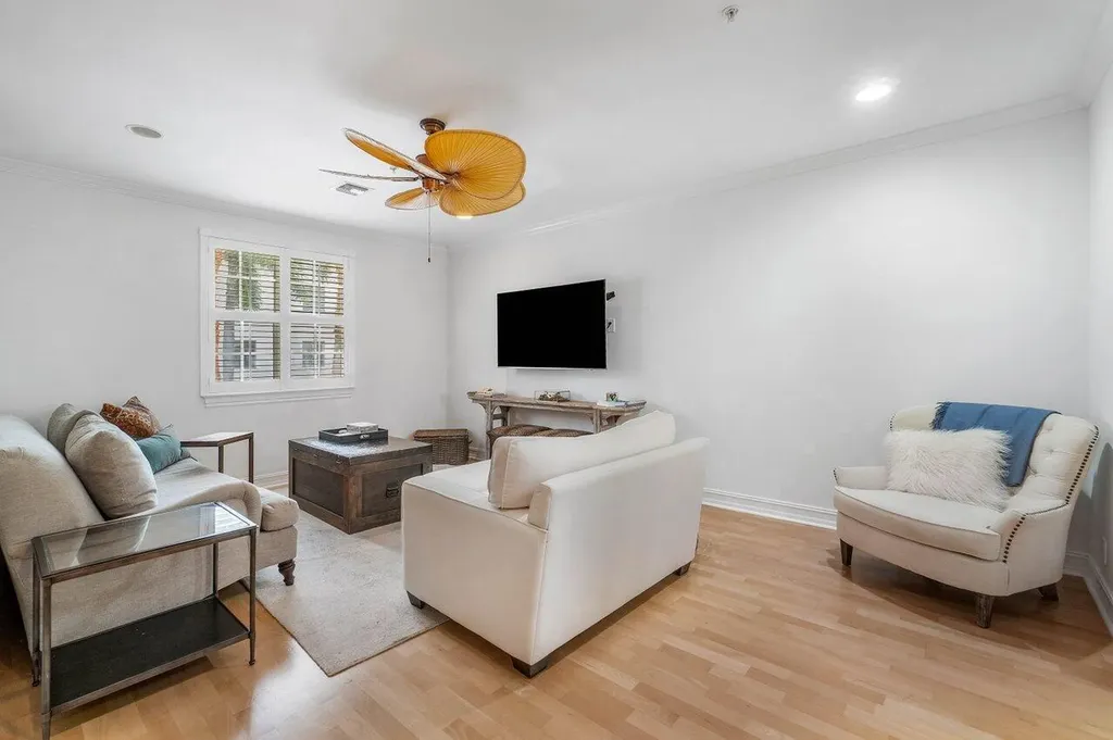 375 E Mallory Circle Delray Beach FL 33483