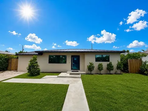 329 Laurie Road West Palm Beach FL 33405