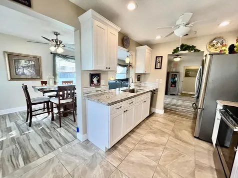 2398 SW 9th Avenue N Boynton Beach FL 33426