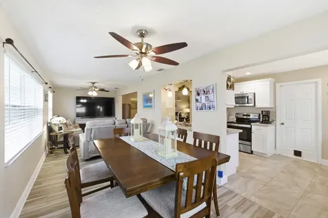 2398 SW 9th Avenue N Boynton Beach FL 33426