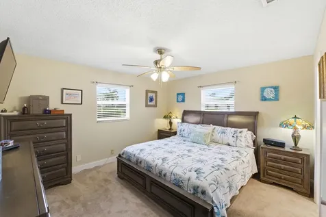 2398 SW 9th Avenue N Boynton Beach FL 33426