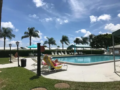 2398 SW 9th Avenue N Boynton Beach FL 33426