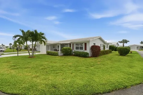 2398 SW 9th Avenue N Boynton Beach FL 33426