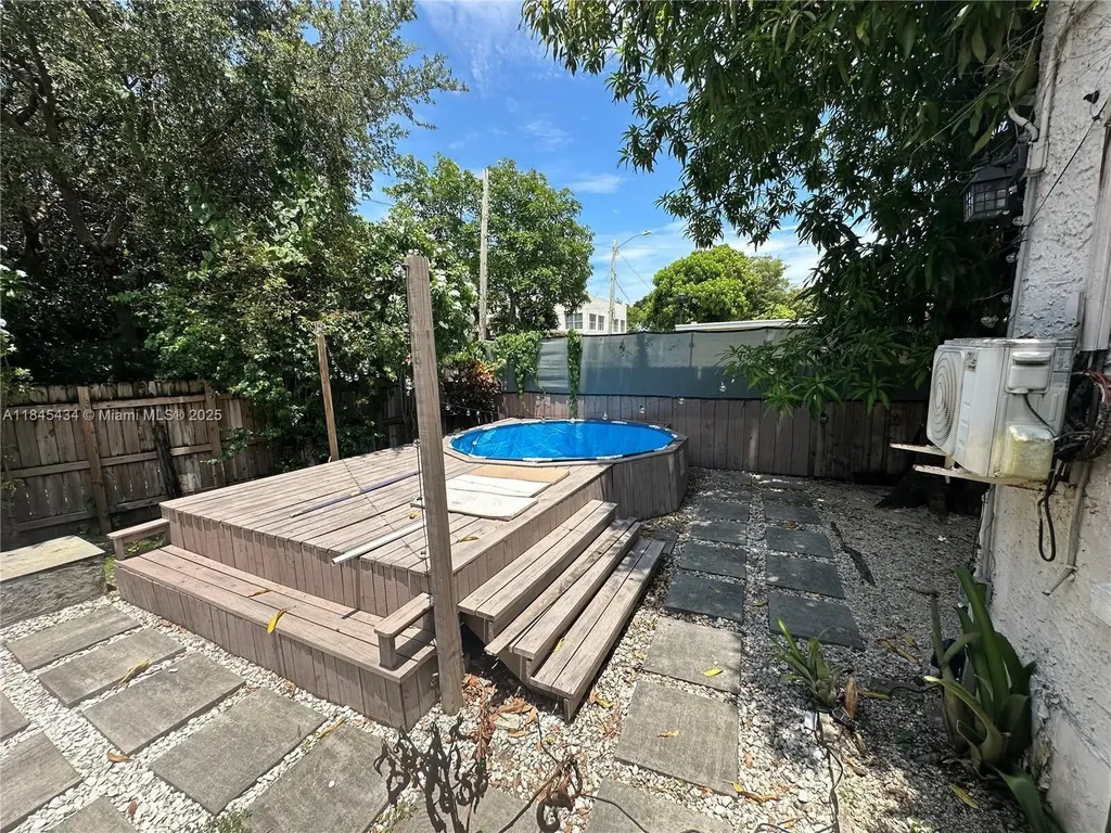267 NW 33rd Street Miami FL 33127