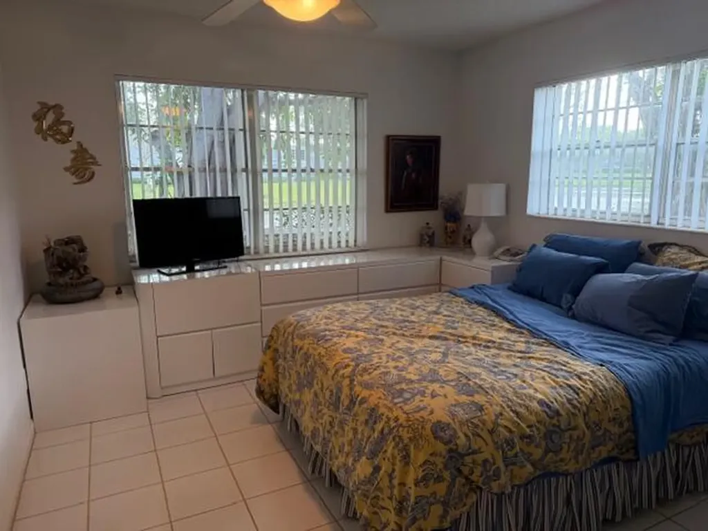 116 Lyndhurst F Deerfield Beach FL 33442