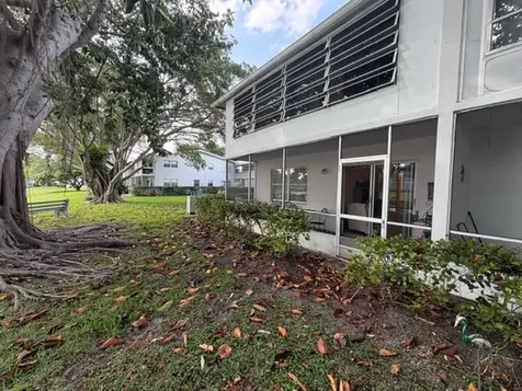 116 Lyndhurst F Deerfield Beach FL 33442