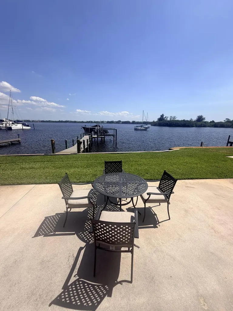 3312 SE Morningside Boulevard Port St Lucie FL 34952