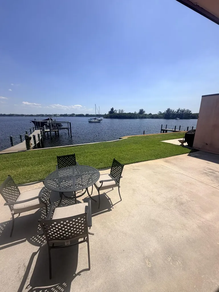 3312 SE Morningside Boulevard Port St Lucie FL 34952