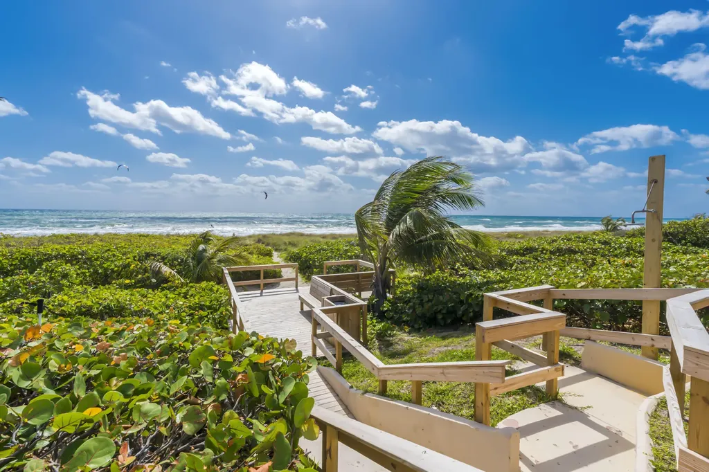2871 N Ocean Boulevard Boca Raton FL 33431
