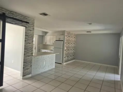 7221 Venetian Street Miramar FL 33023