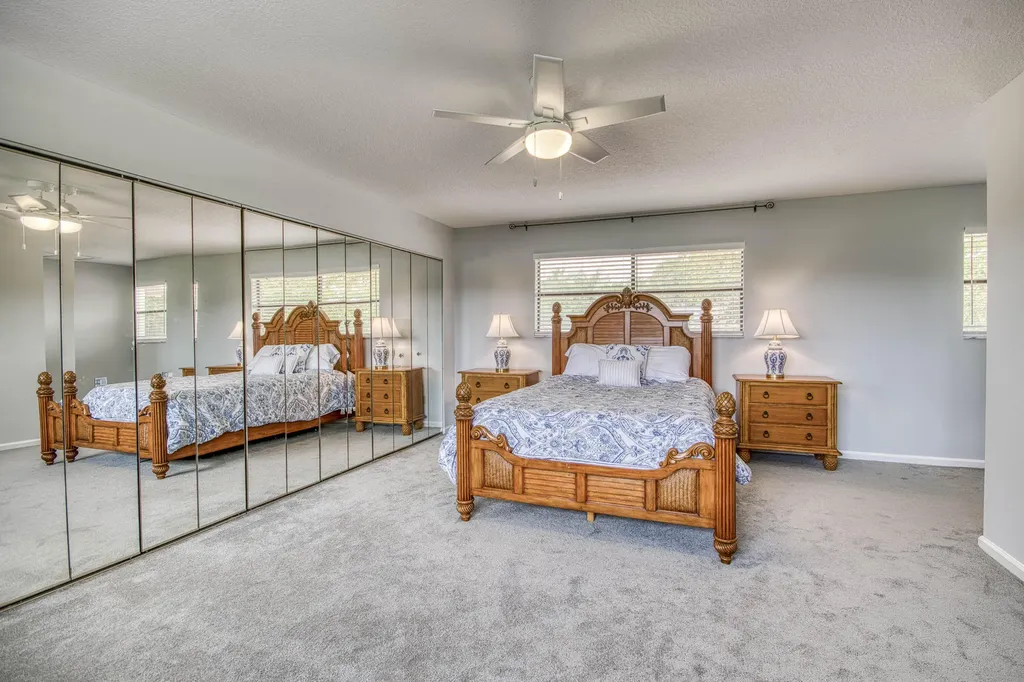 495 Prestwick Circle Palm Beach Gardens FL 33418