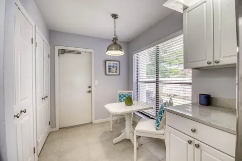 495 Prestwick Circle Palm Beach Gardens FL 33418