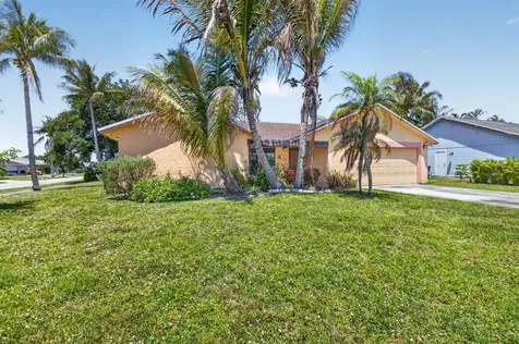 9389 Longmeadow Circle Boynton Beach FL 33436