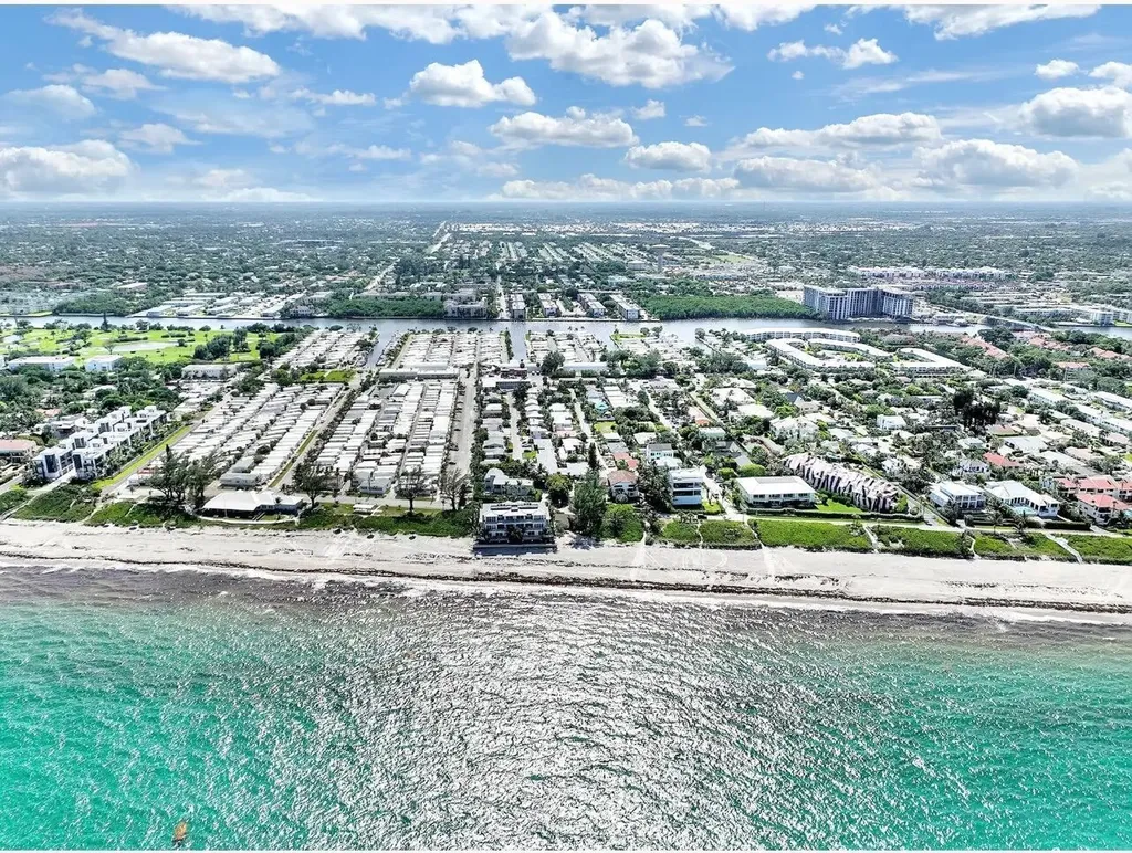 5001 N Ocean Boulevard Ocean Ridge FL 33435