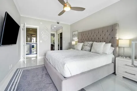 324 N Lake Drive Lantana FL 33462