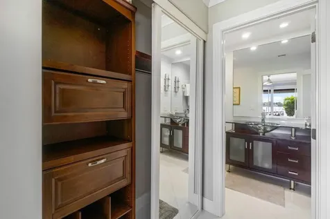 324 N Lake Drive Lantana FL 33462