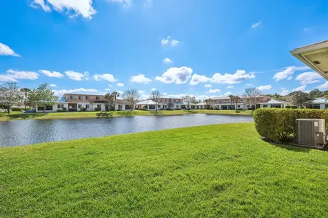 2584 SW Stockbridge Square Square SW Vero Beach FL 32962