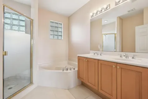 2584 SW Stockbridge Square Square SW Vero Beach FL 32962