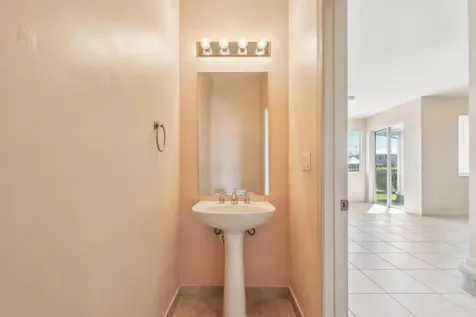 2584 SW Stockbridge Square Square SW Vero Beach FL 32962