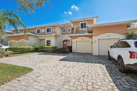 2584 SW Stockbridge Square Square SW Vero Beach FL 32962