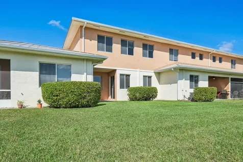 2584 SW Stockbridge Square Square SW Vero Beach FL 32962