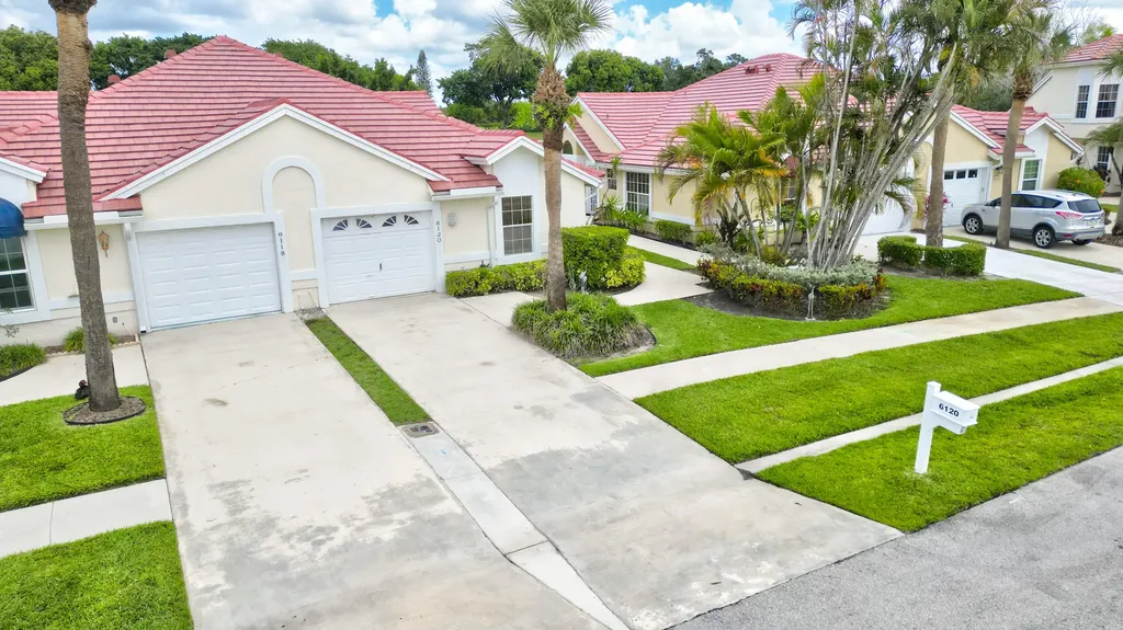 6120 Bear Creek Court Lake Worth FL 33467