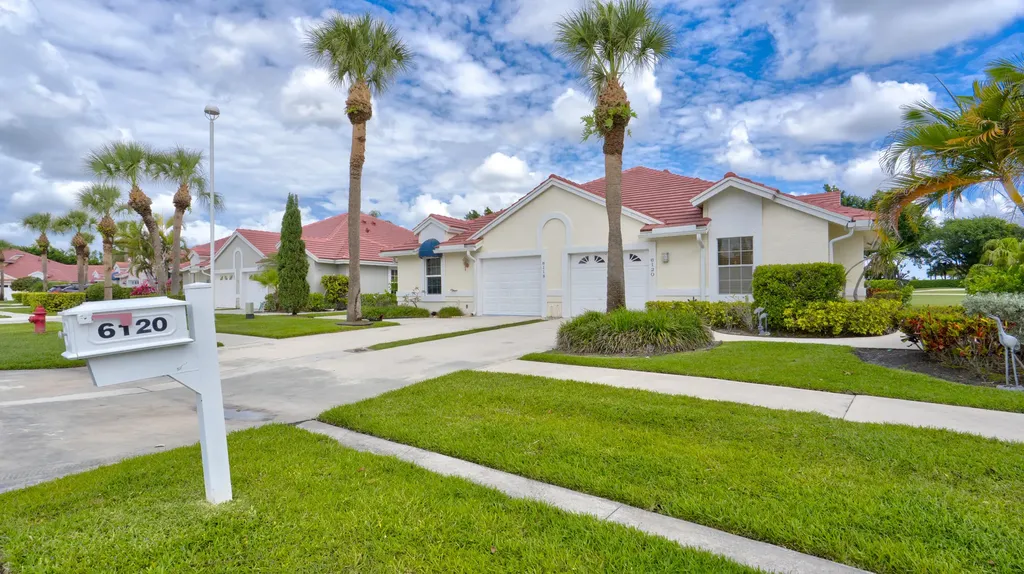 6120 Bear Creek Court Lake Worth FL 33467
