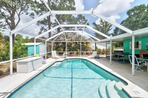 545 21st Avenue Vero Beach FL 32962