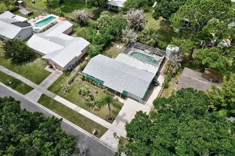 545 21st Avenue Vero Beach FL 32962
