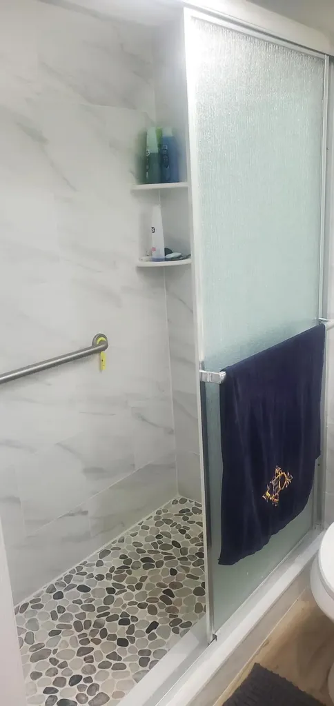 390 Fanshaw J Boca Raton FL 33434