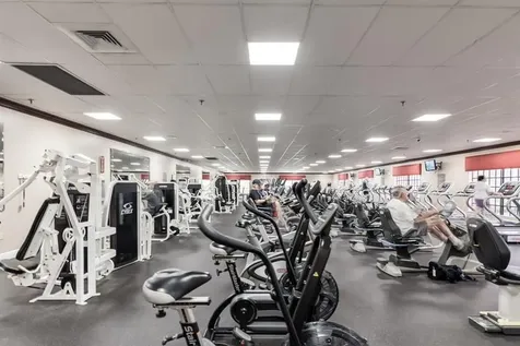 390 Fanshaw J Boca Raton FL 33434