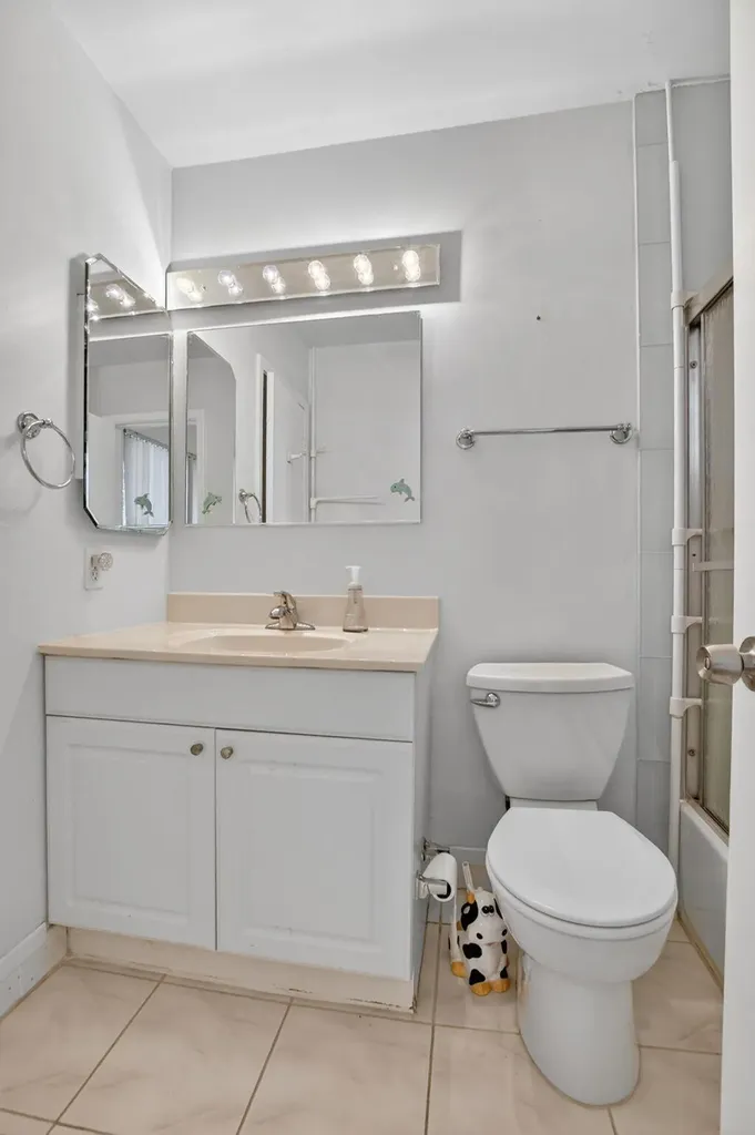 7200 NW 2nd Avenue Boca Raton FL 33487