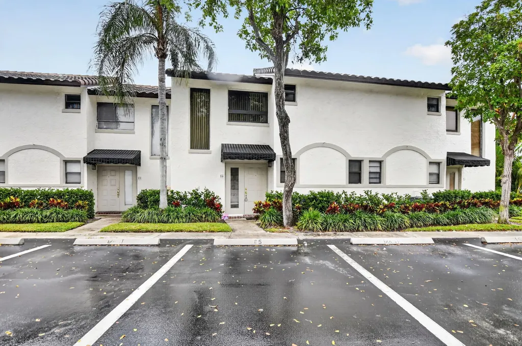 7200 NW 2nd Avenue Boca Raton FL 33487