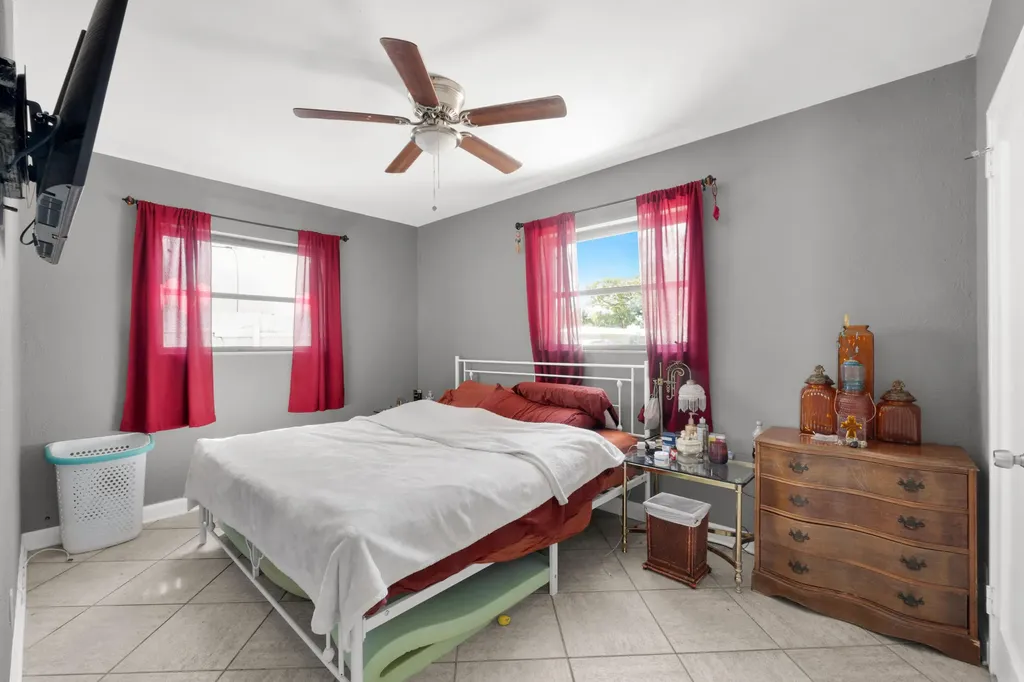 413 SW 11th Street Fort Lauderdale FL 33315