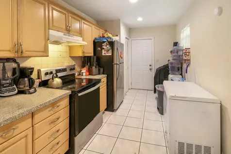 4710 NW 11th Place Lauderhill FL 33313