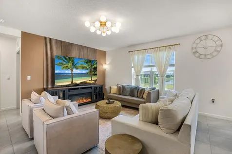 1046 Dugan Circle SE Palm Bay FL 32909