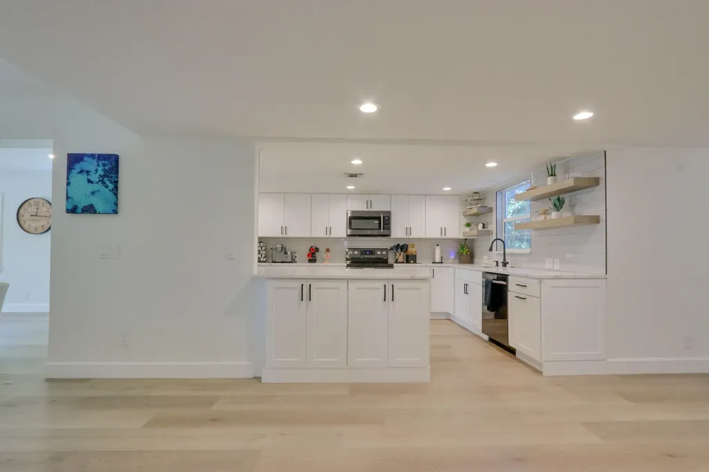 1808 N 17th Avenue Avenue N Lake Worth Beach FL 33460