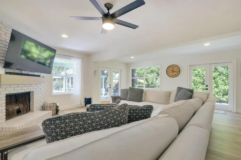 1808 N 17th Avenue Avenue N Lake Worth Beach FL 33460