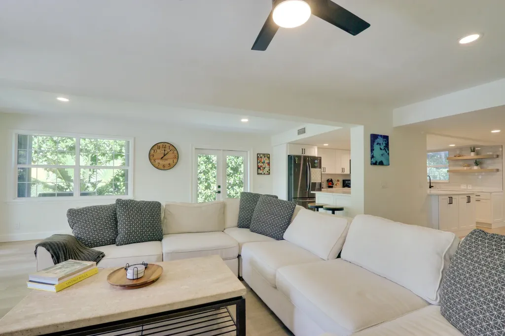 1808 N 17th Avenue Avenue N Lake Worth Beach FL 33460