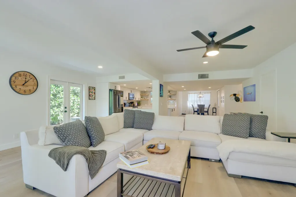 1808 N 17th Avenue Avenue N Lake Worth Beach FL 33460