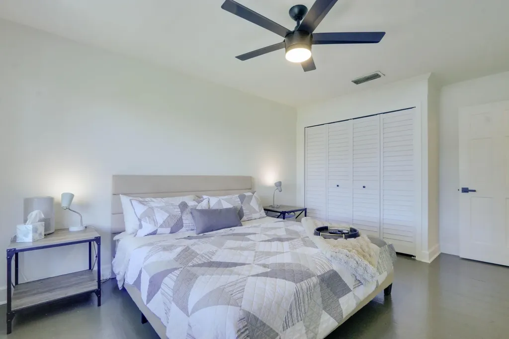 1808 N 17th Avenue Avenue N Lake Worth Beach FL 33460