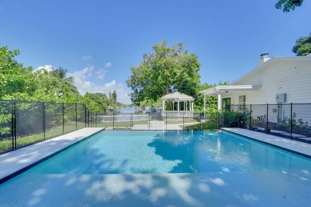 1808 N 17th Avenue Avenue N Lake Worth Beach FL 33460