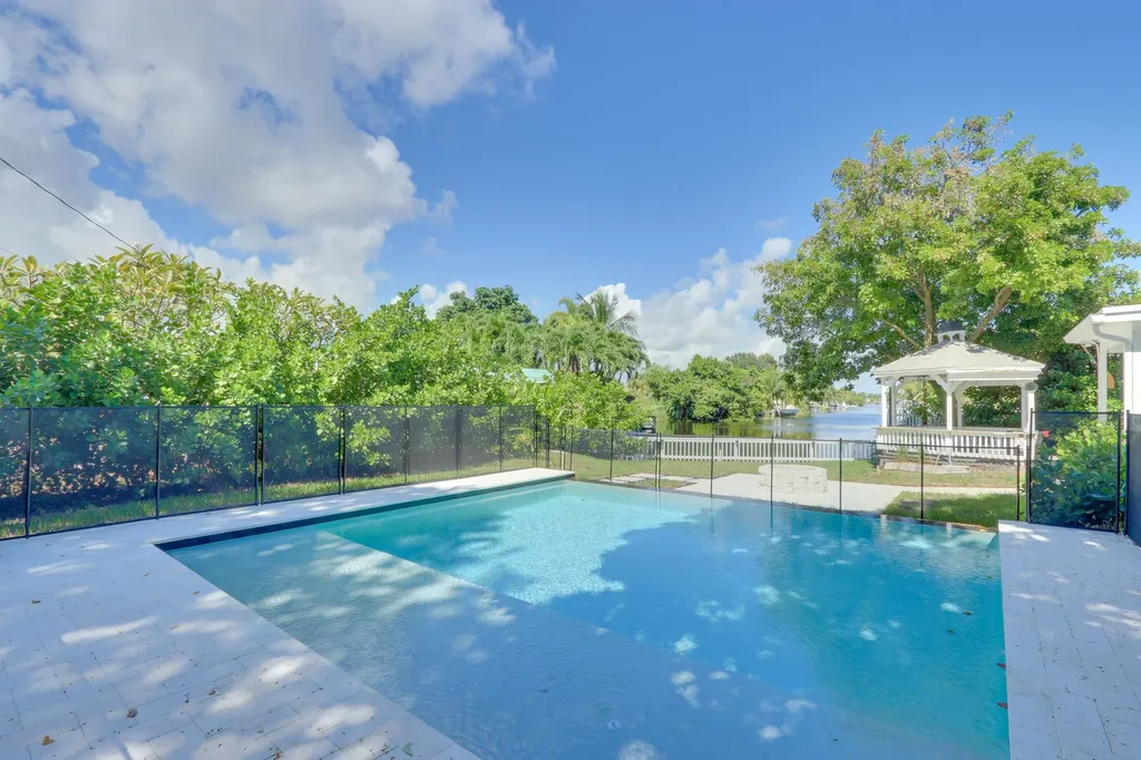 1808 N 17th Avenue Avenue N Lake Worth Beach FL 33460