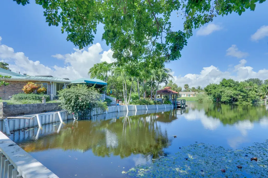 1808 N 17th Avenue Avenue N Lake Worth Beach FL 33460